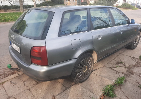 Audi A4 cena 4500 przebieg: 237500, rok produkcji 1998 z Kraków małe 22